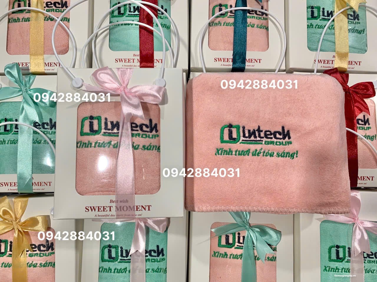 BỘ KHĂN TẮM QUÀ TẶNG HAPPY WOMEN'S DAY 20/10 